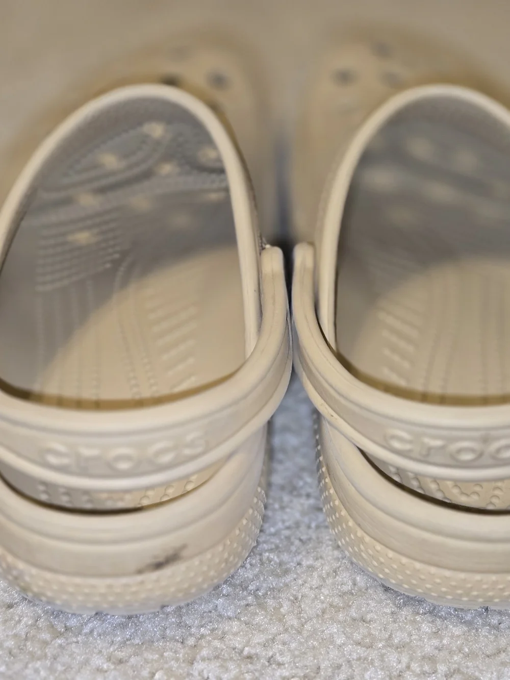 CROCS Kids Classic Clog in Beige